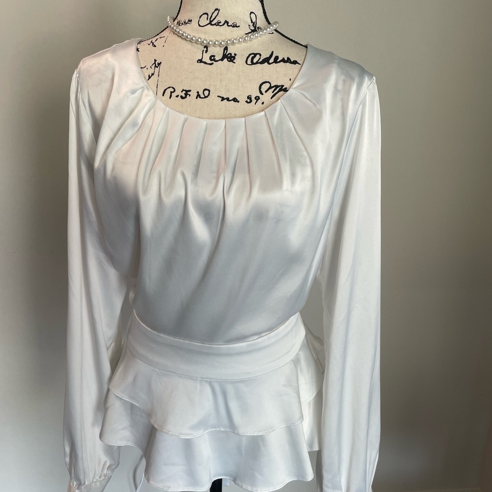 EUC Floryday Elegant White Women's Silk Top 2X